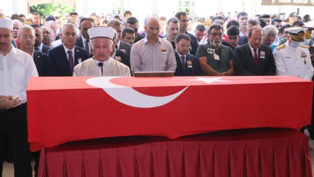 Mersinli şehit son yolculuğuna uğurlandı