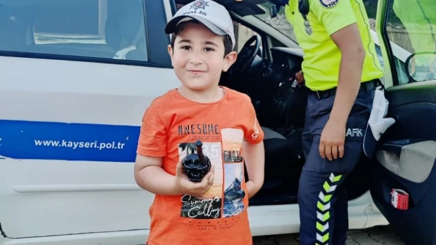 Minik Serdarın polislik hayali gerçek oldu