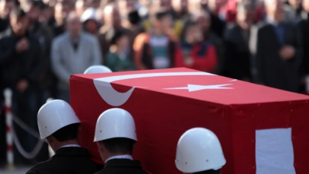 MSB: P. Söz. Er Atakan Çakır silah kazası sonucu şehit oldu.