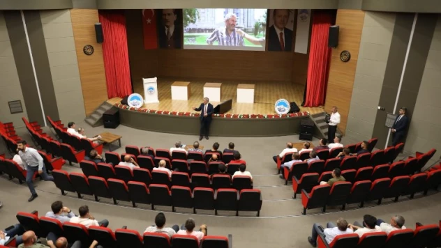 Müteahhitlere kentsel dönüşüm sunumu