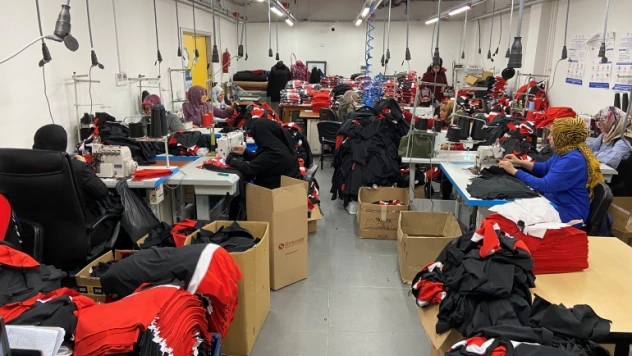 Öğrenirken üretiyor, meslek sahibi oluyorlar