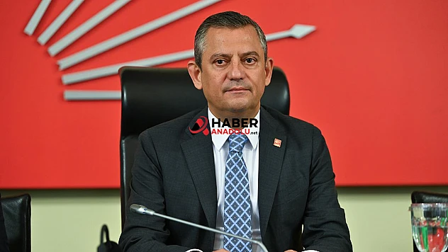 Özgür Özel, CHP Grup Başkanı seçildi