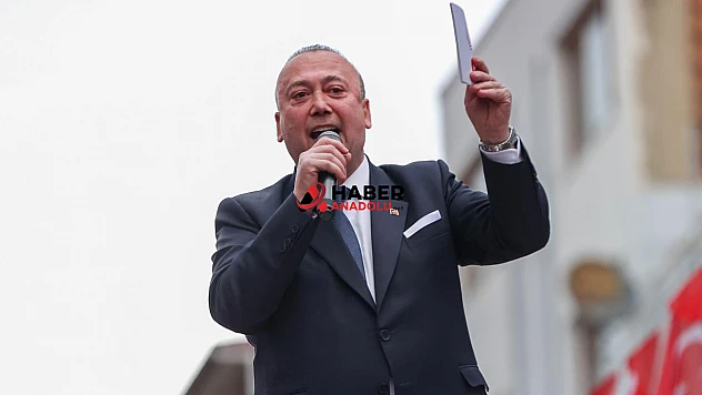 Özkan Yalım, Özgür Özel'e Para Verdiğini Öne Sürdü