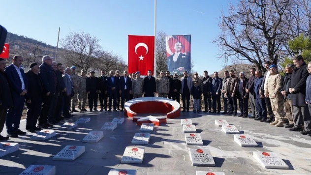 PKK'nın Hamzalı'da katlettiği 23 şehit anıldı