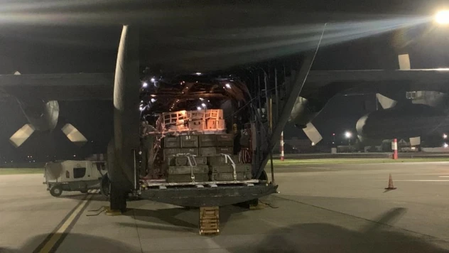 Polonya'dan Moldova'ya 6 uçak dolusu silah ve mühimmat