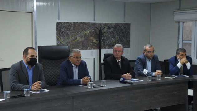 Raylı sistem brifingi