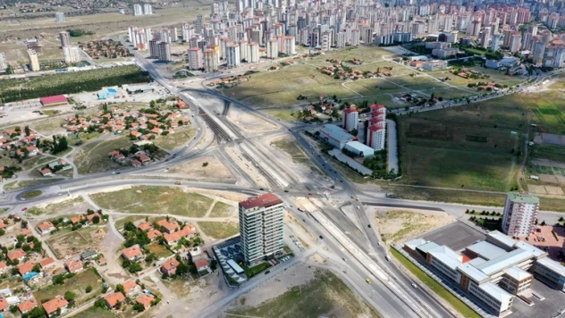 Raylı sistem hattı üzerinde çalışmalar devam ediyor