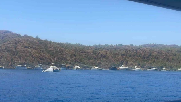 Rodos Adası'ndaki yangınlar Marmaris koylarındaki yat sayısını arttırdı