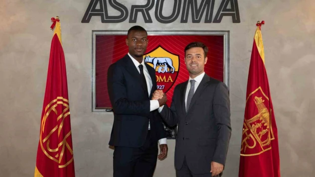 Roma, Evan N'Dicka'yı kadrosuna kattı