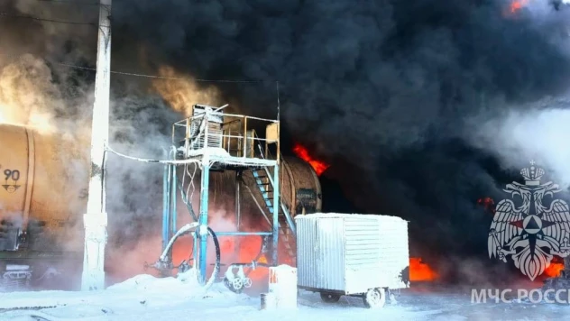 Rusya'da demiryolu tanklarında yangın