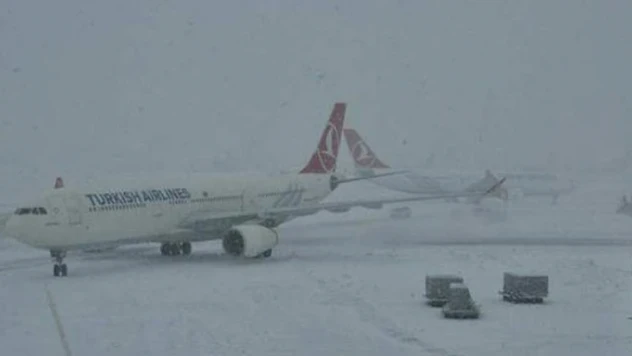 Sabiha Gökçen Havalimanı'nda tüm kalkış seferleri iptal edildi