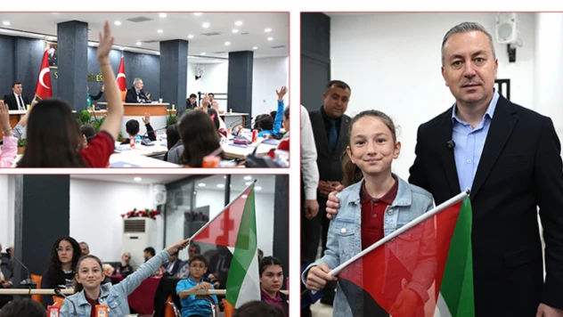 Sivas'ta Öğrencilerden Oluşan Belediye Meclisi 105. Yıl Gündemiyle Toplandı…