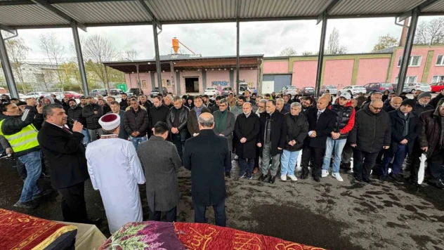 Solingen kurbanları için cenaze töreni düzenlendi