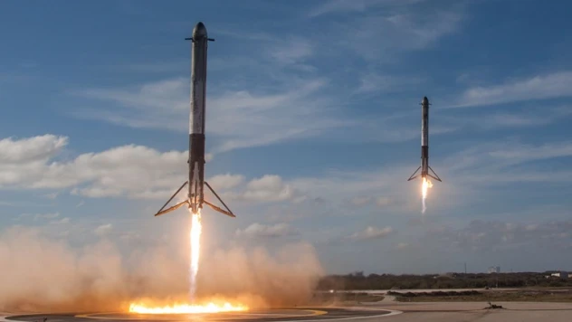 SpaceX'in Falcon Heavy roketi 2019'dan bu yana ilk kez uzaya fırlatıldı