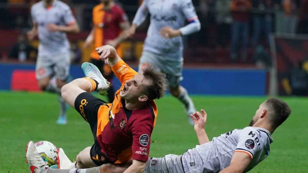 Galatasaray: 1 - Medipol Başakşehir: 0