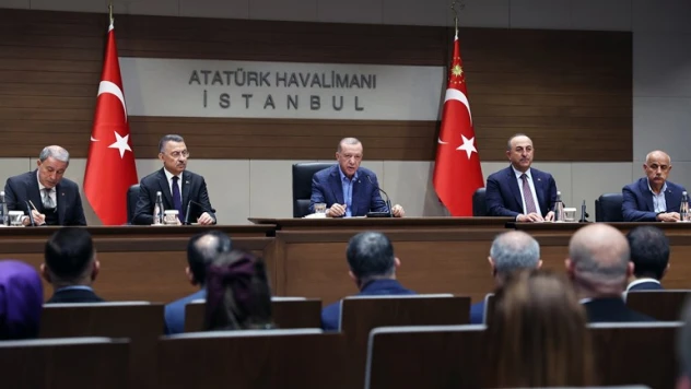 İstiklal Caddesi'nde patlama 6 can kaybı 53 yaralı var