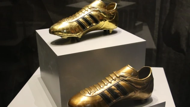 Şut ve Gol: Türk Futbol Tarihi Sergisi tarihe ışık tutuyor