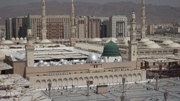 Suudi Arabistan, Medine'deki mübarek ziyaret mekanlarını tamir ediyor