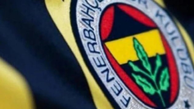 Tahkim Kurulu, Fenerbahçeli oyuncular Jayden Oosterwolde ve İrfan Can Eğribayat'ın 1 maçlık men cezaları onadı.