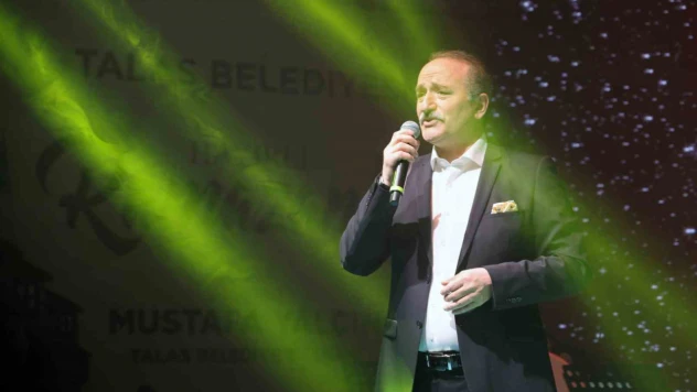 Talas'ta Mehmet Kemiksiz gönüllere dokundu