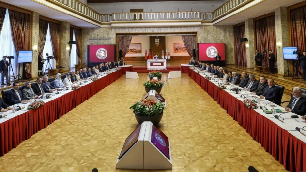 Tarihi komisyon ilk toplantısını yaptı