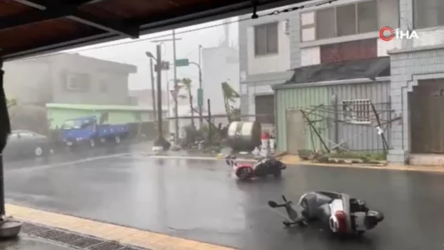 Tayvan'da Haikui Tayfunu'nda 116 kişi yaralandı