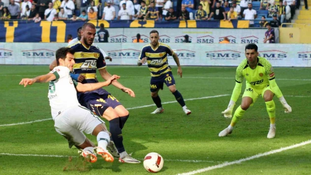 Trendyol Süper Lig: MKE Ankaragücü: 1 - Konyaspor: 1 (İlk yarı)