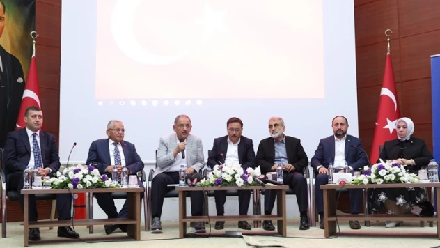 Turizmde Kayseri'nin yol haritasını çizecek zirveye katıldı