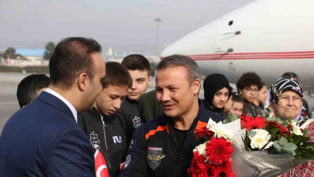 Türk Astronot Alper Gezeravcı yurda döndü