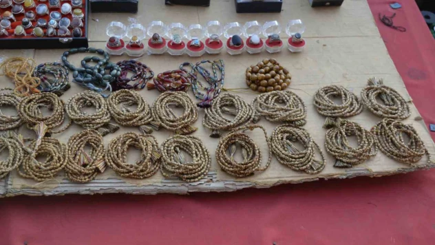 Türkiye'de kahvesi, Irak'ta tesbihi yapılıyor