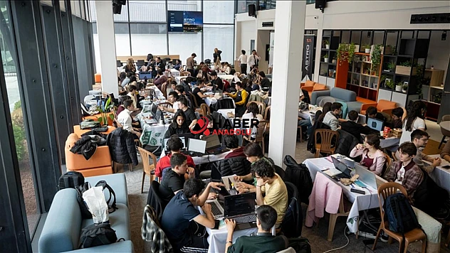 Türkiye imzalı uzay hackathonu dünyaya yayılacak
