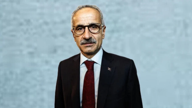 Tarihi bilip ders almazsak tekerrür edecektir