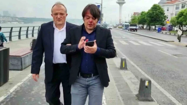 Üsküdar'da İBB ekipleri ile işletme sahipleri arasında arbede