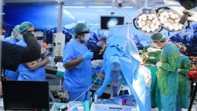 Uyumsuz kan grubundaki donörden akciğer nakli gerçekleştirdi