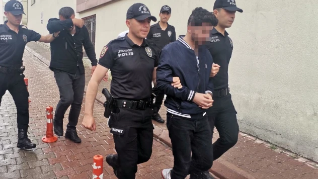 Uyuşturucu tacirleri tutuklandı