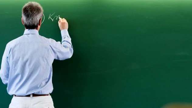 Uzman öğretmenlik sınavında 422 bin 368 öğretmenimiz başarılı oldu.