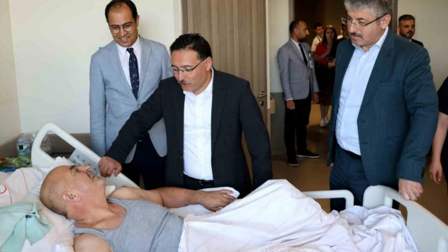 Vali Çiçek: Şehir hastanemizle gurur duyuyoruz.