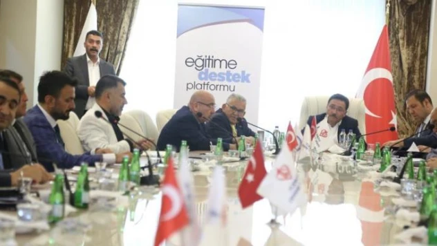 Vali Çiçek ve Başkan Büyükkılıç'tan eğitim zirvesi