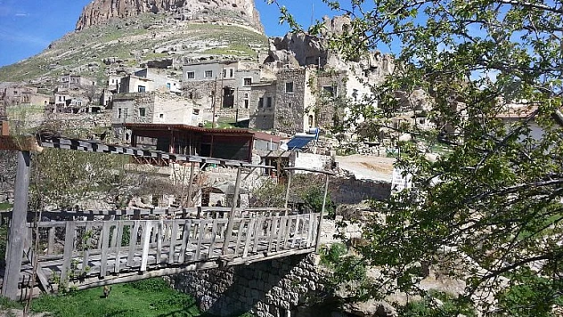 Vali Çiçekten Soğanlı'ya yakın takip