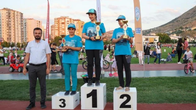 Yamaç Paraşütü Şampiyonası Ödül Töreni ile Sona Erdi