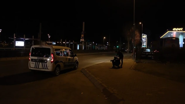 Yan bakma kavgasında kan aktı