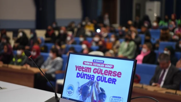 Yetimlerin yüzünü Büyükşehir güldürdü