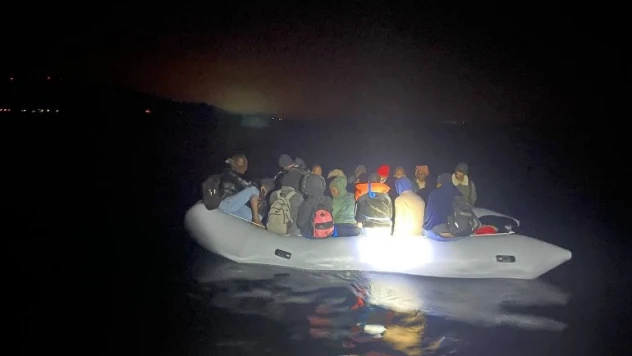 Yunanistan'ın ittiği 193 düzensiz göçmen kurtarıldı
