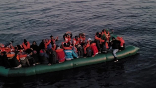 Yunanistan'ın ölüme ittiği 78 göçmen kurtarıldı