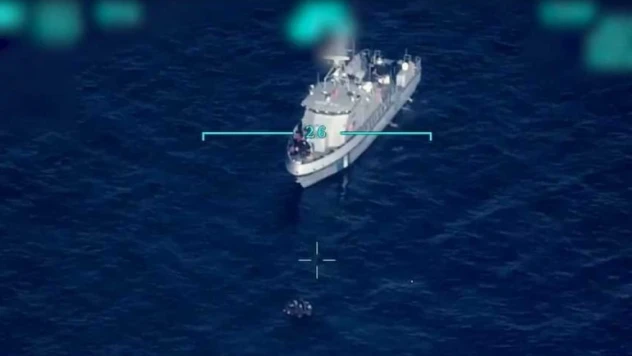 Yunanlıların geri ittiği düzensiz göçmenler kurtarıldı