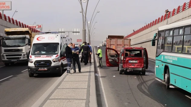 Zincirleme trafik kazası