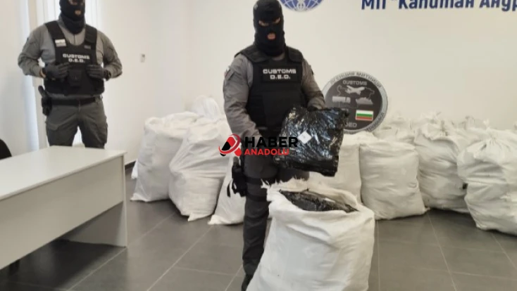 739 kilo esrar sınırda yakalandı