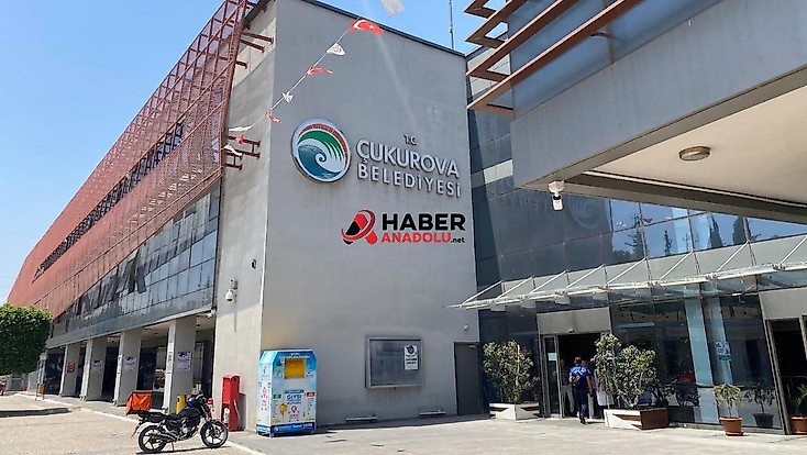 Adana'da belediye operasyonu: 44 gözaltı