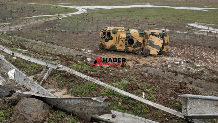 Askeri araç devrildi: 10 asker yaralandı