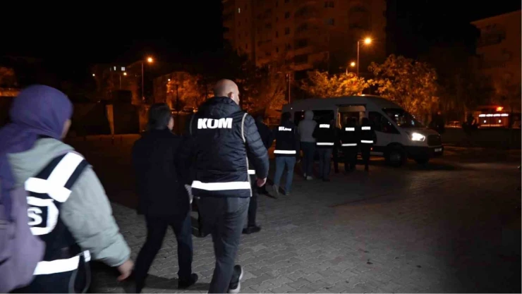 'Sahte rapor' operasyonunda 5 ay tutuklu kalan 2''i doktor 8 kişi adli kontrolle serbest bırakıldı